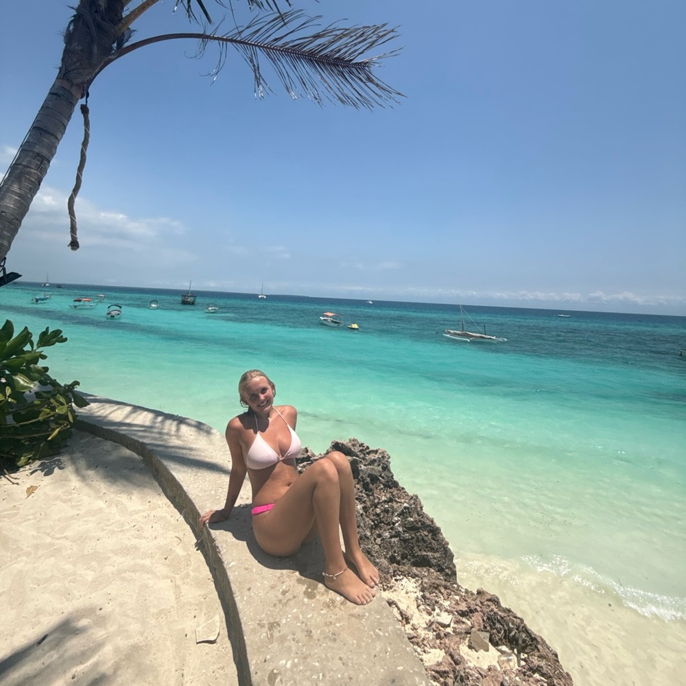 Meet your Posher, Hailee